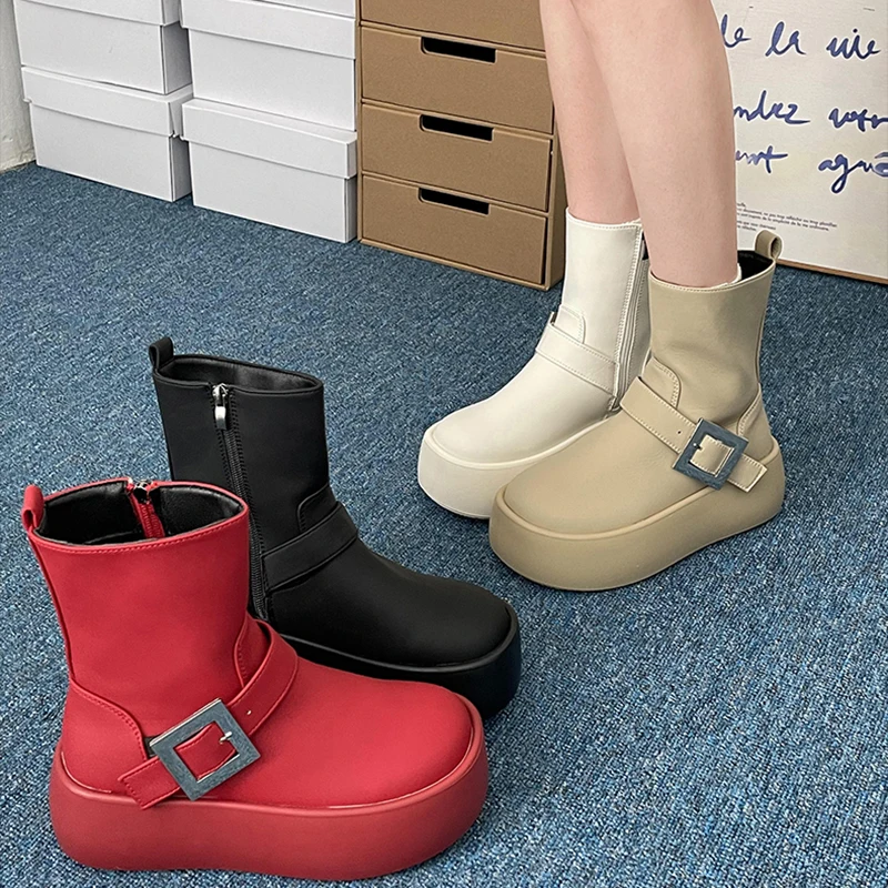 Массивные женские полусапоги модная непромокаемая обувь с пряжкой на ремне