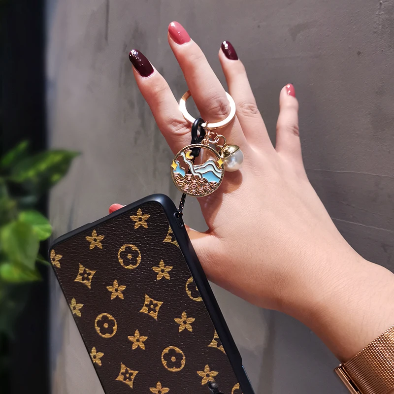 Женская подвеска в китайском стиле на шнурке