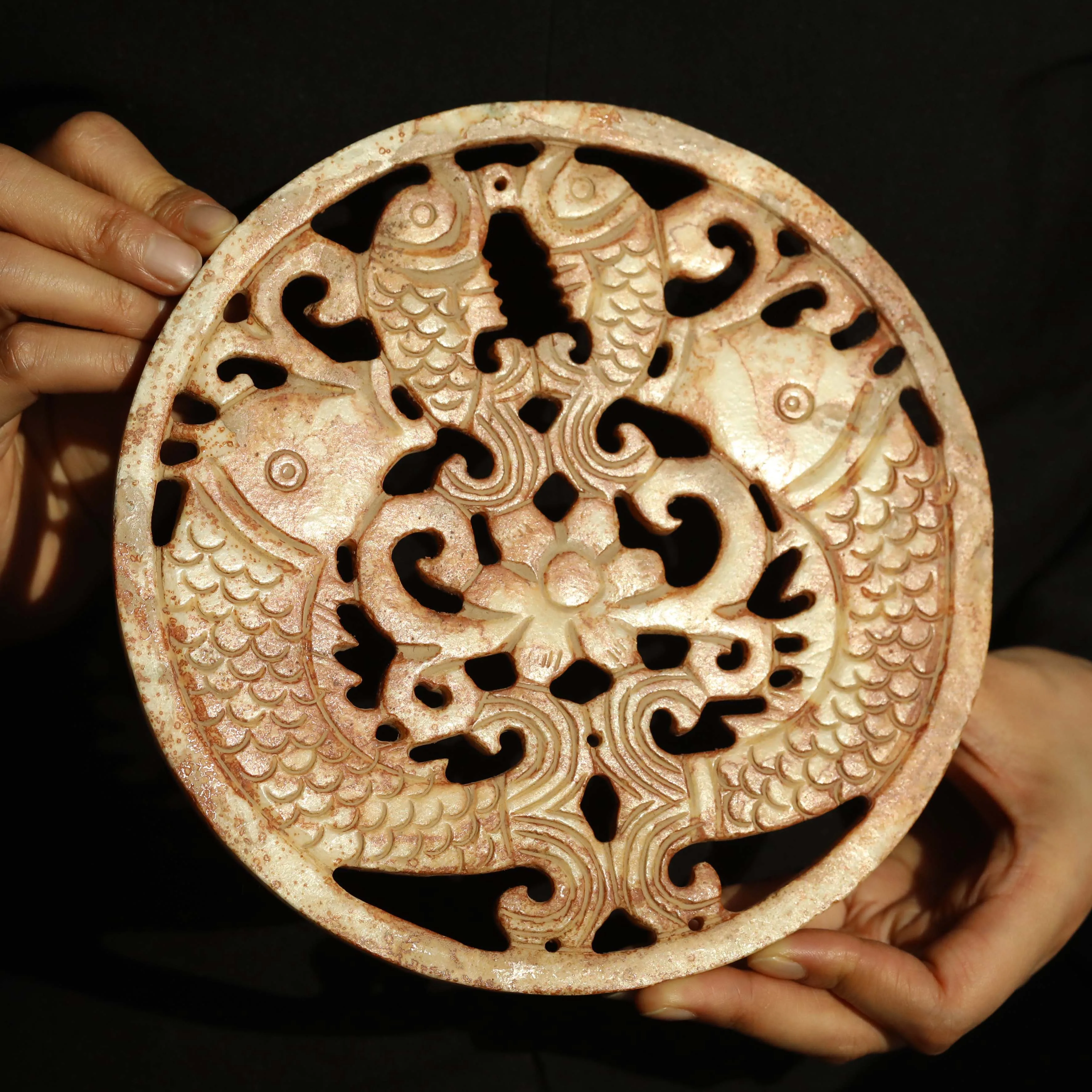 

Old China Natural Jade Hand Carved four fish plate bi #44