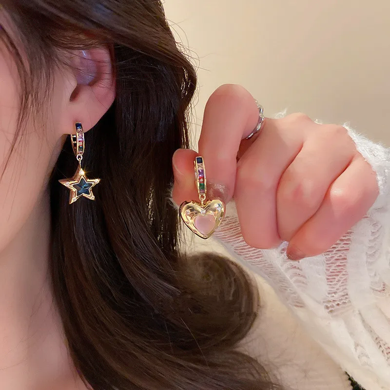 

Европейская и американская мода ретро розовые опаловые сердца звезда асимметричные серьги Модные ювелирные изделия аксессуары для женщин ...