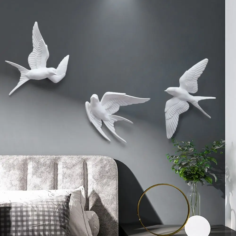 

Easy to Clean Gold Wall Hanging For Living Room Seagull Ornaments Birds Pendants Cabinet Ornaments Resin Arts