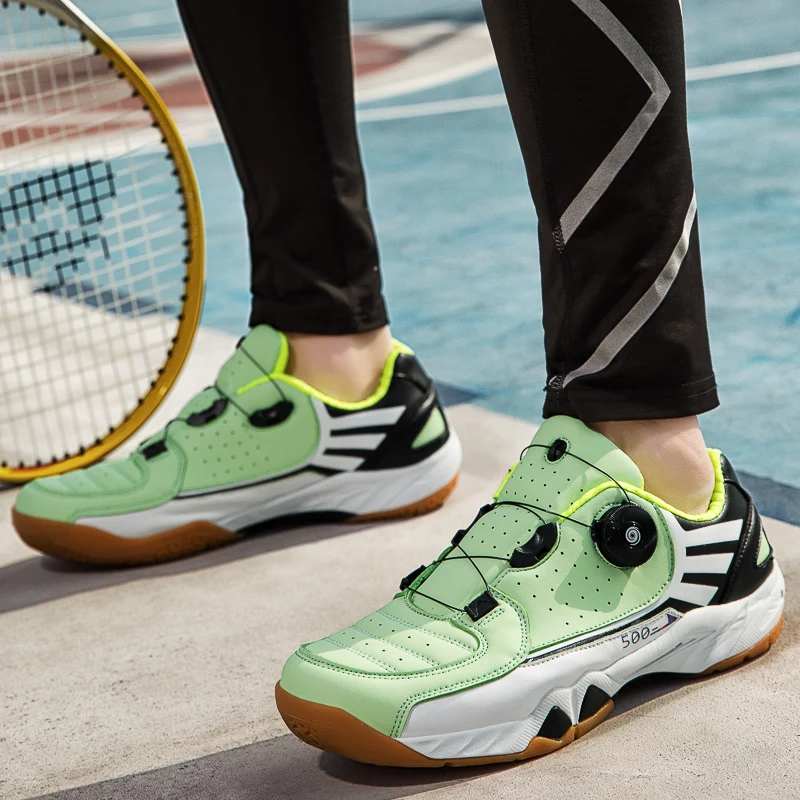 

New Couple Badminton Shoes Tennis Shoes Rotating Button Non-slip Outsole Men's and Women's Doubles Badminton Shoes