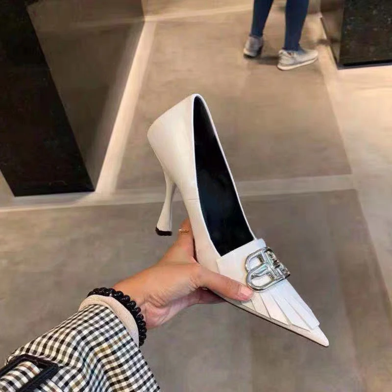 

Shoes Women's New Spring And Autumn Shallow Mouth Tassel Metal All-Match Metal Decoration White Single Shoes Women's High Heels
