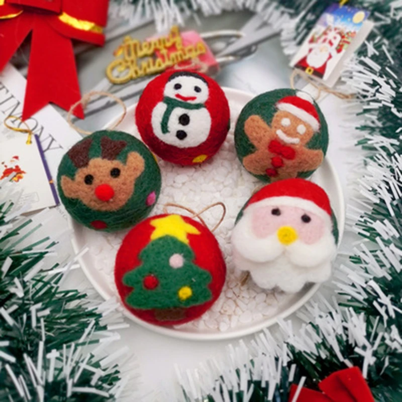 

New 5cm Christmas Wool Ball Felt Poke Snowman Santa Claus Elk Tree Hanging Pendant Ornaments Christmas Decoracion