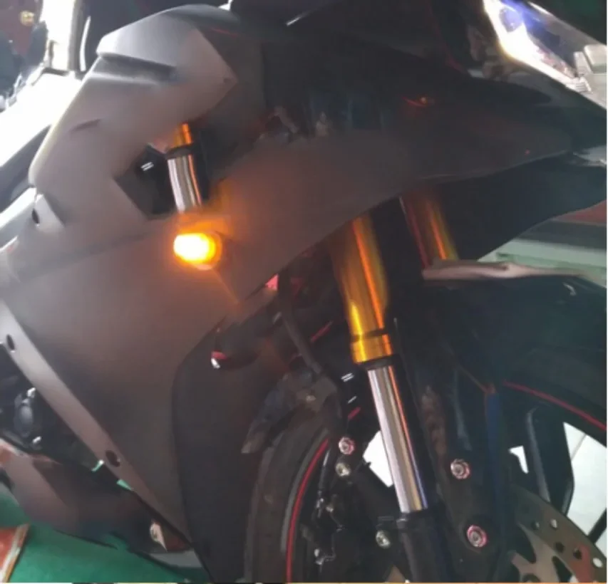 Светодиодный индикатор заподлицо для мотоцикла Yamaha YZF R1 R6 R6S FZ1S 1000 FZ6S FAZER 600