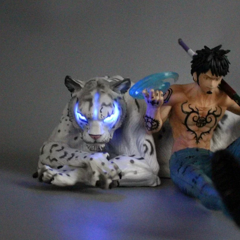 Цельная фигурка Trafalgar Law D. Экшн-фигурки водного права аниме коллекционные модели