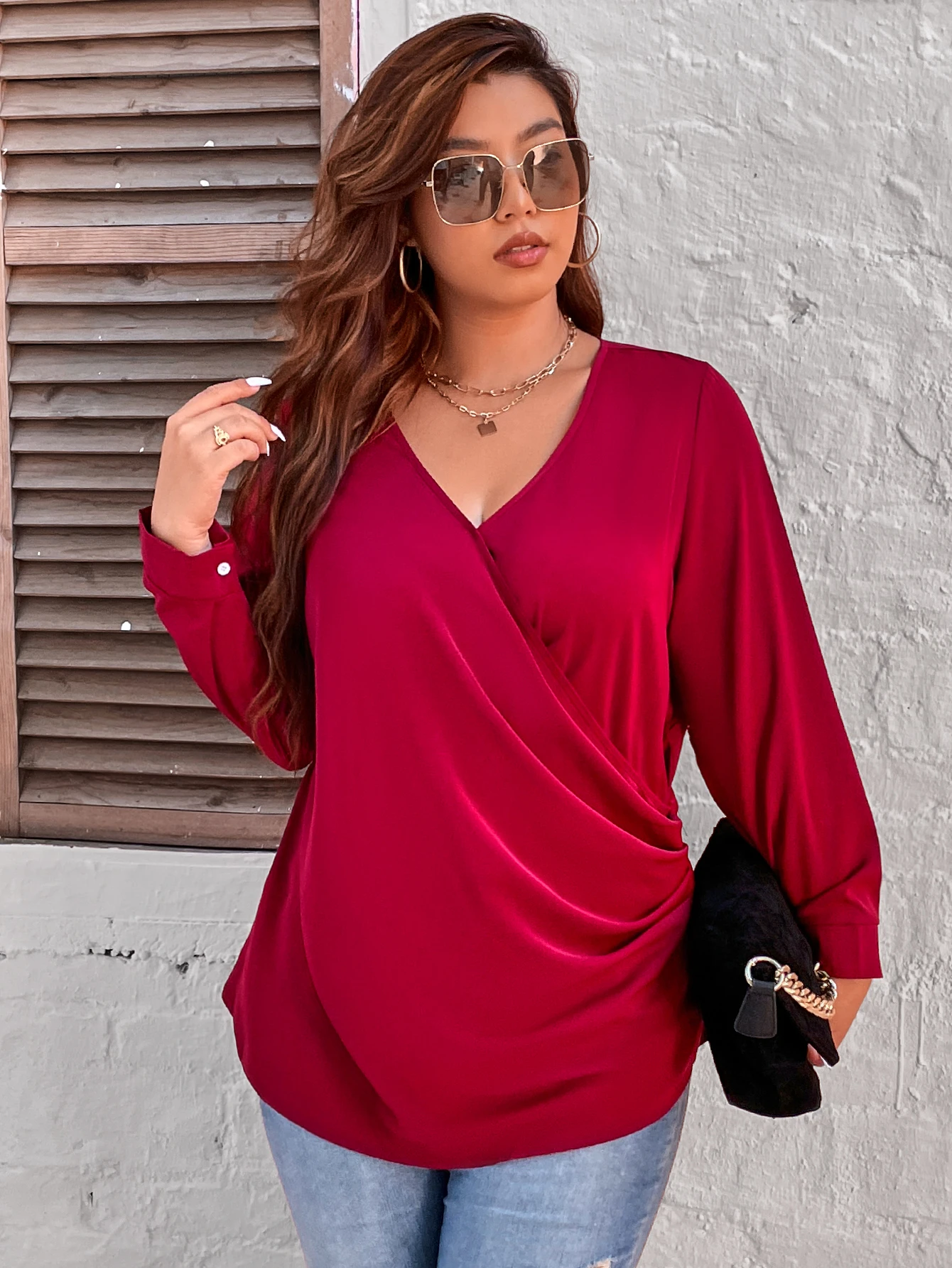 Plus Size 4XL Blouse Women's Fashion 2022 Autumn Red Elegant Oversized Loose Curvy Tops Long Sleeve Causal T Shirts Clothing