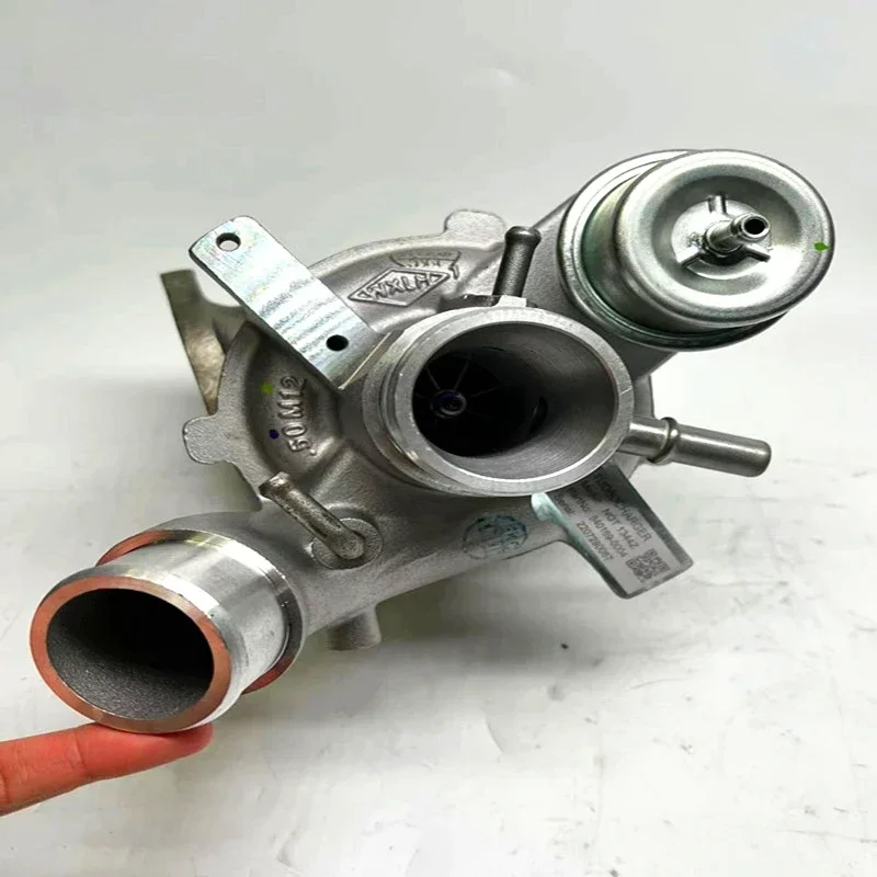 Твердый и прочный Турбокомпрессор Baojun 1 5t53 0/560/730 Wuling Hongguang 58830995586