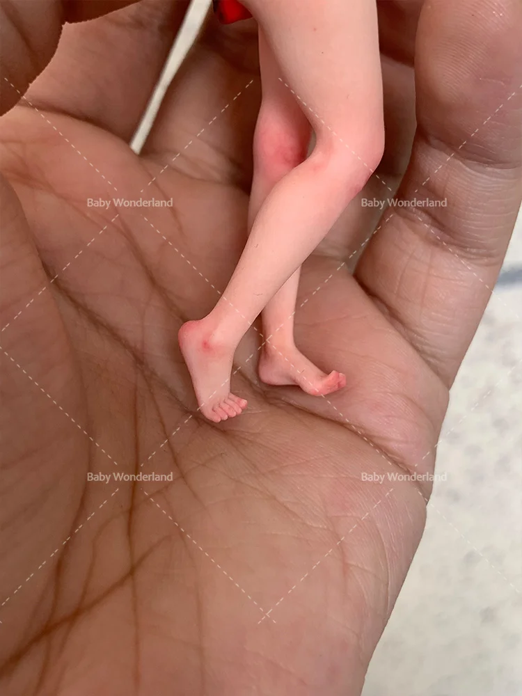 Фигурка девушки в чеонгсаме MAK 1/18 1/16 1/12