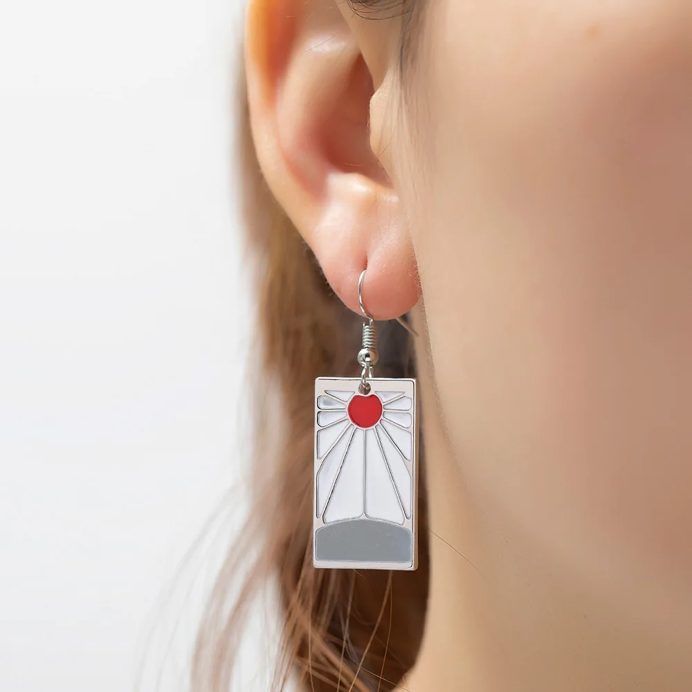 

Металлические ожерелья и серьги из аниме «рассекающий демонов»