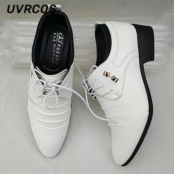 

Men Breathable Leather Shoes Business Formal Casual British Heightened Solid Color New 2022 Zapatos Hombre
