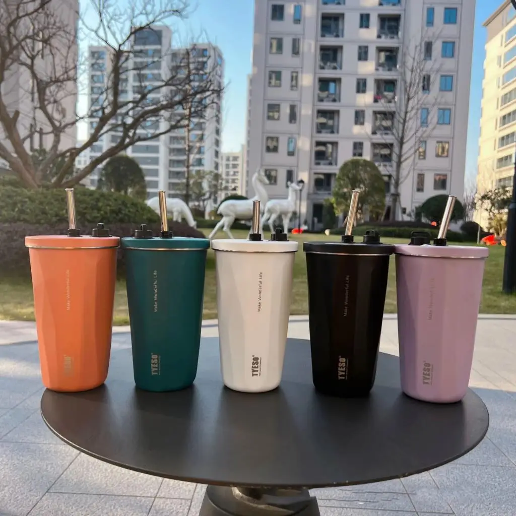 

Thermos Water Bottle Coffee Water Cup Vacuum Stainless Steel Coffee Cup Vehicle-Mounted Straw Cup Water Bottle Keeps Cold