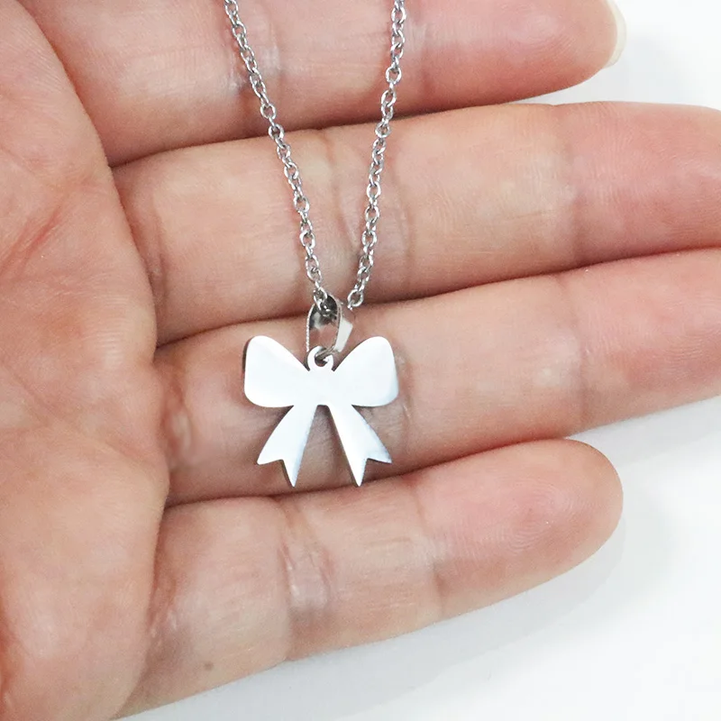 1 ΡΡ. ΠΏΡΠΎΡΡΡΠ΅ ΠΏΠΎΠ΄Π²Π΅ΡΠΊΠΈ Π² Π²ΠΈΠ΄Π΅ Π±Π°Π½ΡΠΈΠΊΠ° ΠΈΠ· Π½Π΅ΡΠΆΠ°Π²Π΅ΡΡΠ΅ΠΉ ΡΡΠ°Π»ΠΈ, ΠΏΠΎΠ΄Π²Π΅ΡΠΊΠΈ ΠΈ ΠΎΠΆΠ΅ΡΠ΅Π»ΡΡ Π΄Π»Ρ ΠΆΠ΅Π½ΡΠΈΠ½ ΠΈ Π΄Π΅Π²ΠΎΡΠ΅ΠΊ, ΠΌΠΎΠ΄Π½ΡΠ΅ ΡΠ²Π΅Π»ΠΈΡΠ½ΡΠ΅ ΡΠΊΡΠ°ΡΠ΅Π½ΠΈΡ Ρ ΡΠ·Π»ΠΎΠΌ Π½Π° ΠΊΠ°ΠΆΠ΄ΡΠΉ Π΄Π΅Π½Ρ 1 ΡΡ. ΠΏΡΠΎΡΡΡΠ΅ ΠΏΠΎΠ΄Π²Π΅ΡΠΊΠΈ Π² Π²ΠΈΠ΄Π΅ Π±Π°Π½ΡΠΈΠΊΠ° ΠΈΠ· Π½Π΅ΡΠΆΠ°Π²Π΅ΡΡΠ΅ΠΉ ΡΡΠ°Π»ΠΈ, ΠΏΠΎΠ΄Π²Π΅ΡΠΊΠΈ ΠΈ ΠΎΠΆΠ΅ΡΠ΅Π»ΡΡ Π΄Π»Ρ ΠΆΠ΅Π½ΡΠΈΠ½ ΠΈ Π΄Π΅Π²ΠΎΡΠ΅ΠΊ, ΠΌΠΎΠ΄Π½ΡΠ΅ ΡΠ²Π΅Π»ΠΈΡΠ½ΡΠ΅ ΡΠΊΡΠ°ΡΠ΅Π½ΠΈΡ Ρ ΡΠ·Π»ΠΎΠΌ Π½Π° ΠΊΠ°ΠΆΠ΄ΡΠΉ Π΄Π΅Π½Ρ