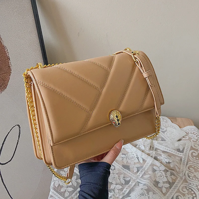 

Женская сумка, новинка 2022, модные сумки, сумки, популярная сумка через плечо со змеиной головой, сумка-мессенджер на цепочке в европейском и ...