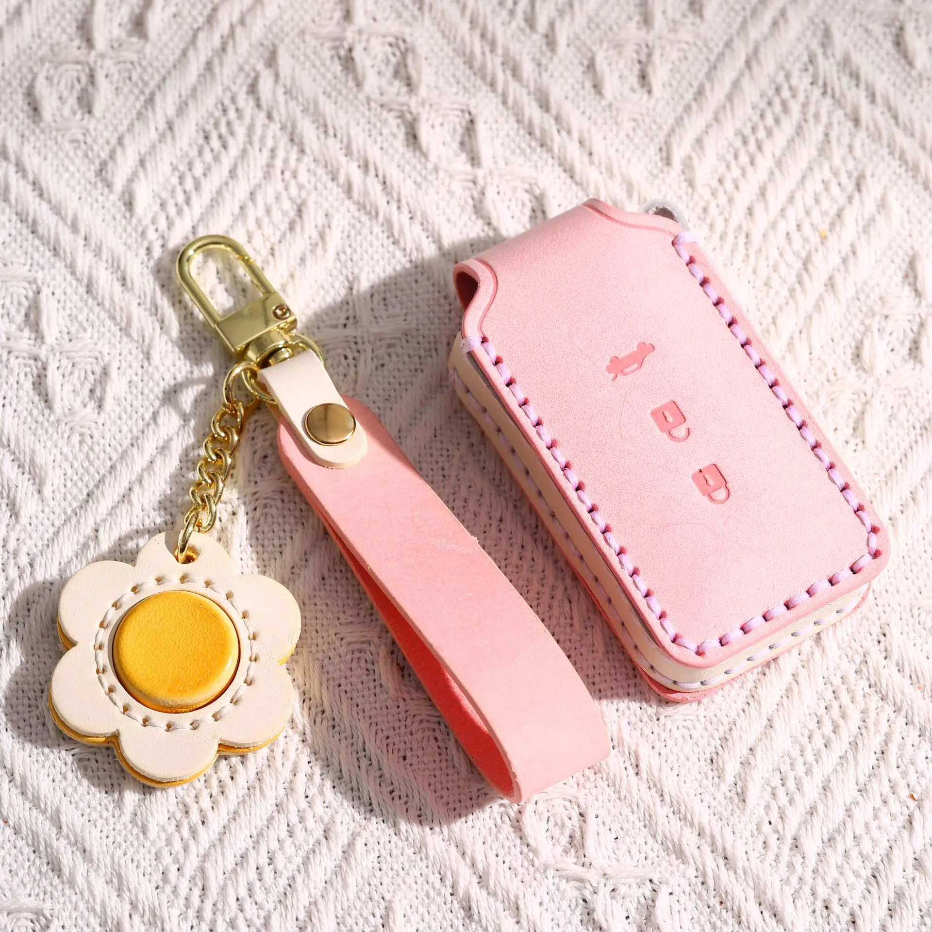 

Leather Car Key Case Cover for Mitsubishi Outlander 3 Lancer 10 L200 ASX Colt Pajero Sport ECLIPSE