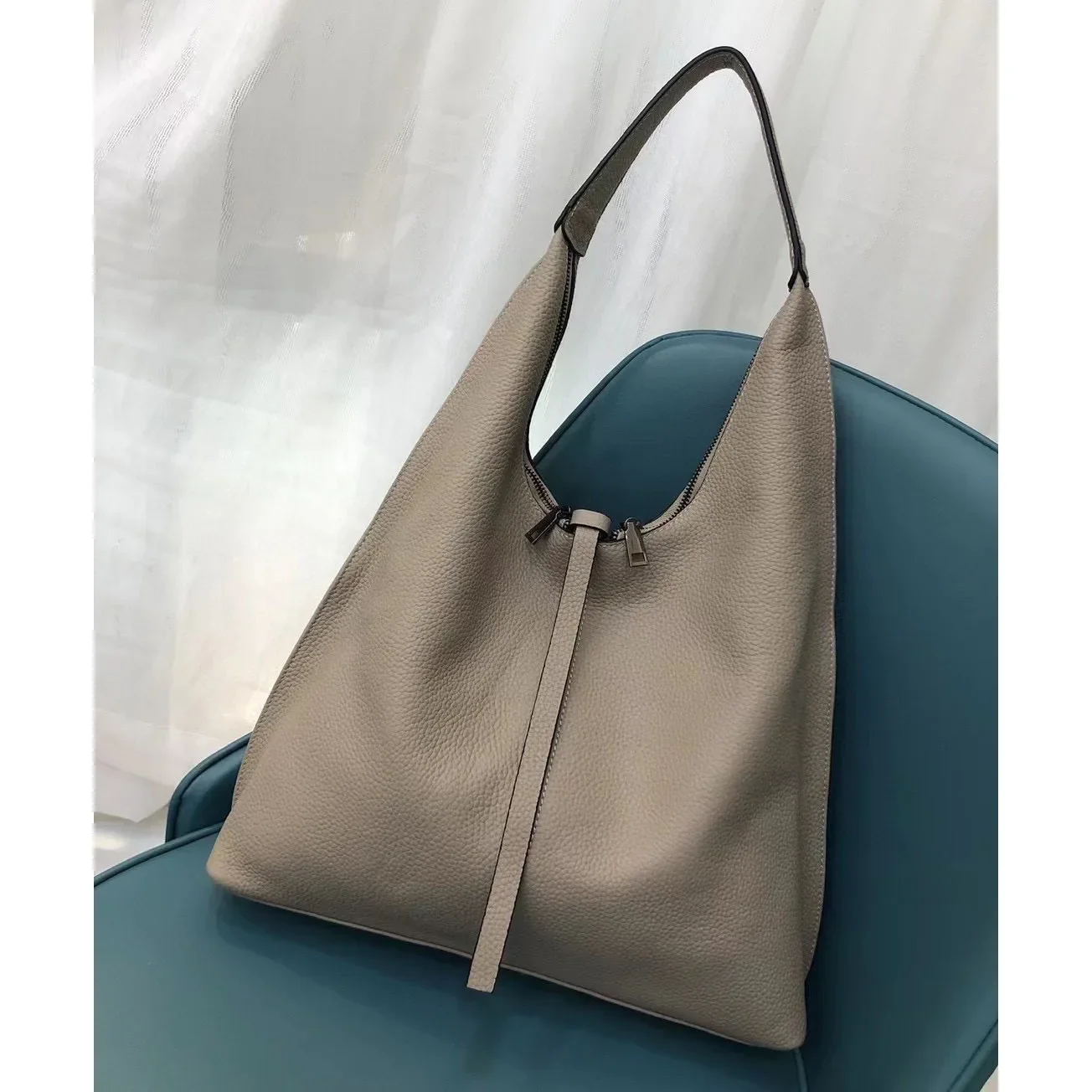 Новинка 2024 модная вместительная сумка-тоут женская сумка через плечо из