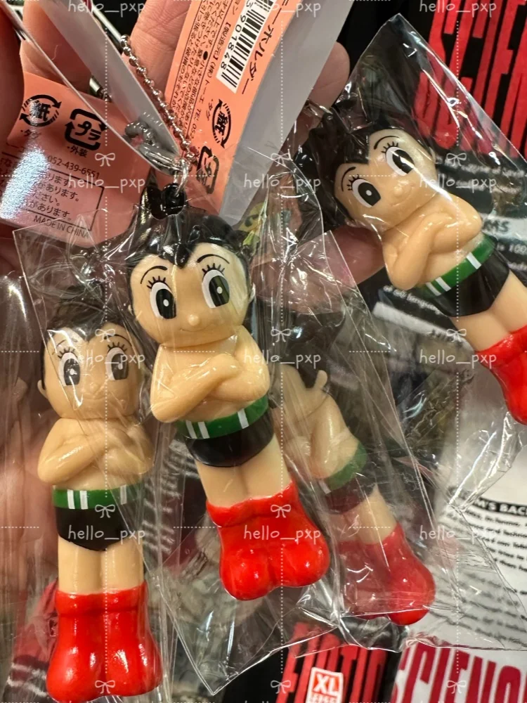 Фото Брелок Astro Boy: Аутентичный японский софуби-кулон с вращающейся головой, подвеска для сумки, для коллекционеров аниме, Тэцудзака Осаму, декоративное украшение №4