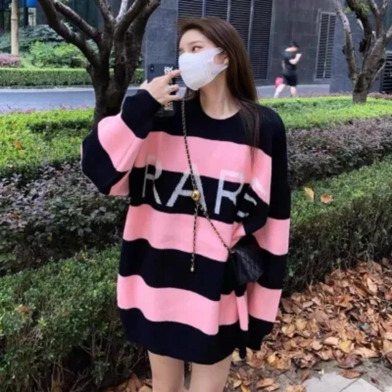 

Chic Stripe Knit Sweater Women Korean Fashion Loose Long Sleeve Pullover Female Y2k O Neck Letter Pattern Jumper Tops Mujer New