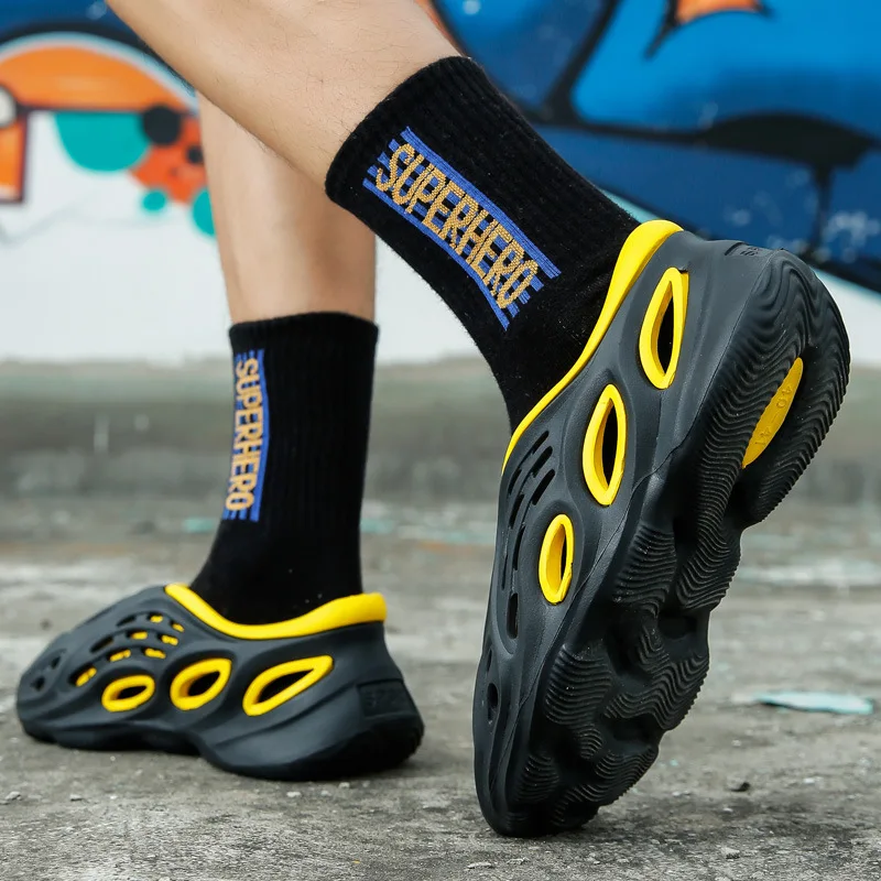 

Men Cave Shoes Men Sandals PU Large Size Thick Sole Solid Color Non Slip Soft Sole Men Slippers Platform Sandals Men Sandals