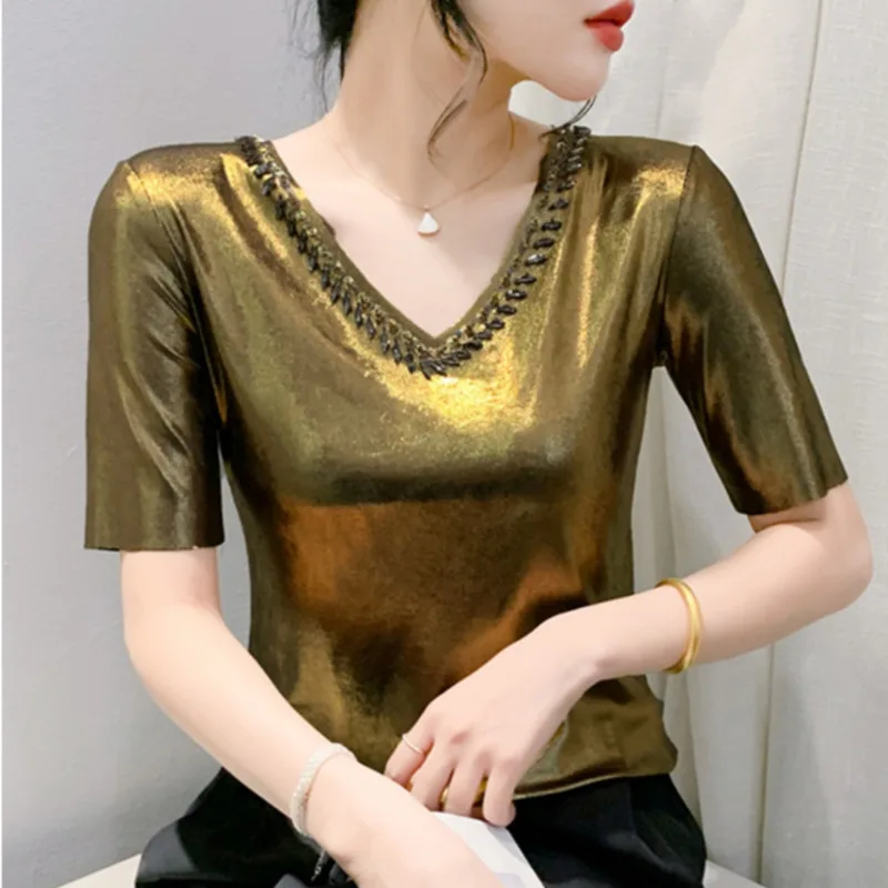 # 7079 Блестящая золотистая серебряная короткая футболка женская с v-образным