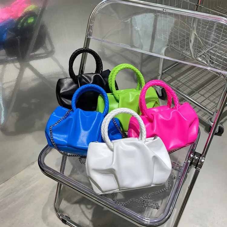 

Underarm bag 2022 new fashion spring and summer small messenger fashion versatile niche designer handbags high quality