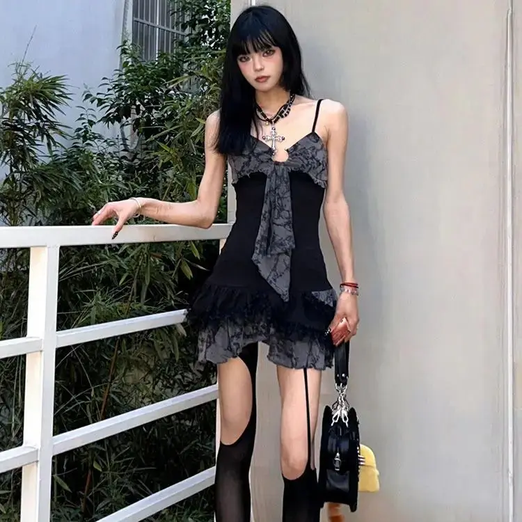 Платье на бретельках с кружевной прострочкой сексуальная Сексуальная Новинка