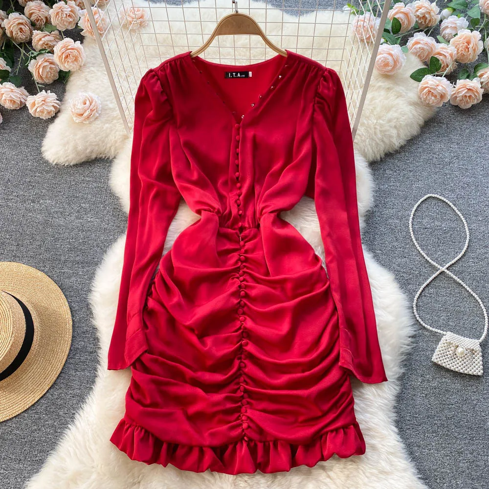 

2022 early spring new French V-neck irregular folds niche temperament sexy slimming fishtail dress