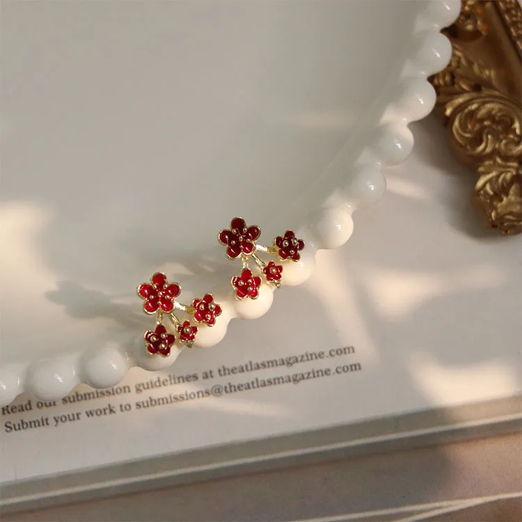 

Серьги винного цвета с цветком персика, женские серьги во французском ретро-стиле Showa, японские серьги с движущимися цветами, украшения для ...