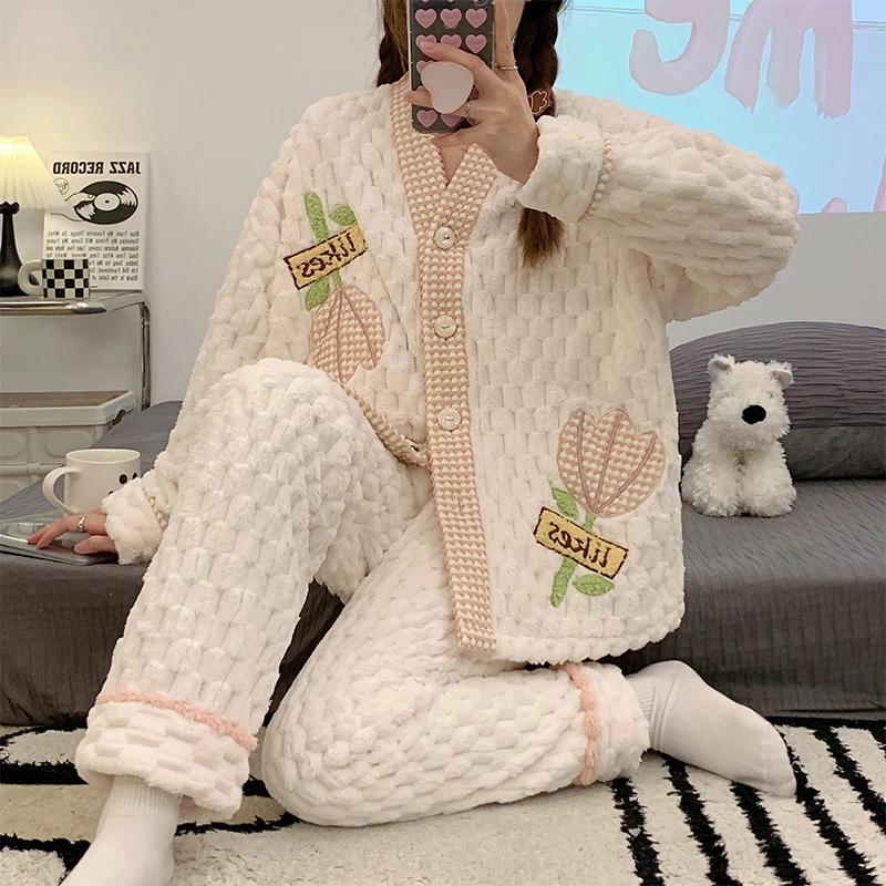 

Winter Thick Soft Flannel Pajamas Set For Women Coral Fleece Warm Cardigan Home Pyjamas Cute Floral Embroidery Ladies Sleepwear