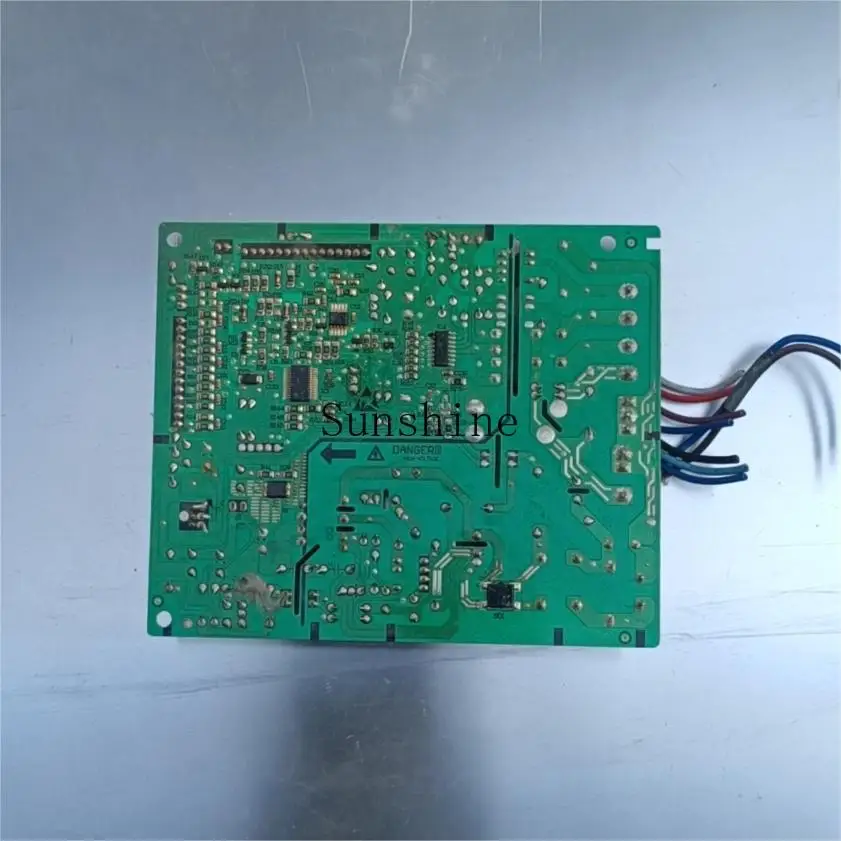 518WTDGVBP 1935329 BCD подходит для платы преобразования частоты холодильника Hisense Rongsheng