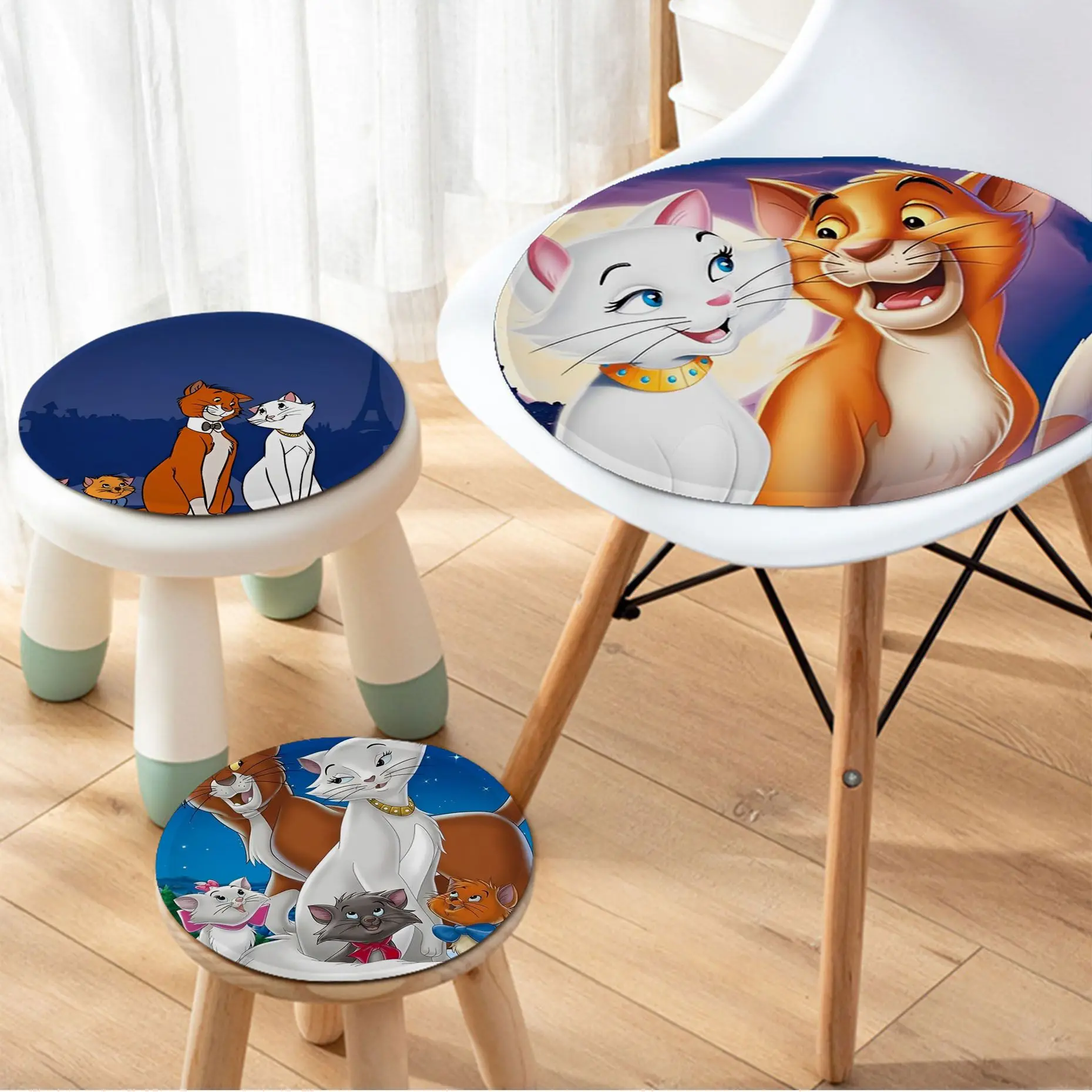 

Disney The Aristocats European Chair Cushion Soft Office Car Seat Comfort Breathable 45x45cm Chair Cushions