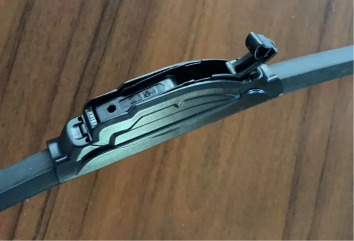 Стеклоочистители J-Hook для лобового стекла 21 + 20 дюймов OEM Качество всесезонные