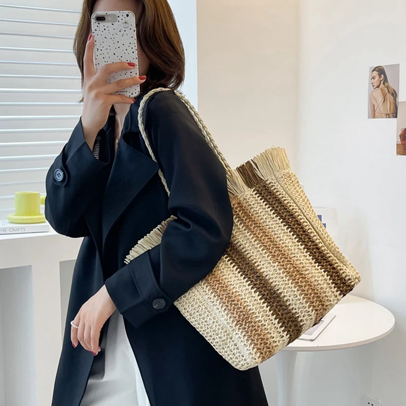 

Striped Beach Straw Bag Large Capacity Shoulder Bags for Women Handmade Woven Handbag Rattan Bag Casual Tote Storage Handbags