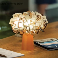 Flower Table Lamp Italian Designer ins Style Simple Bedroom Warm Bedside Dining Table Creative Flower-shaped Decorative Lamp