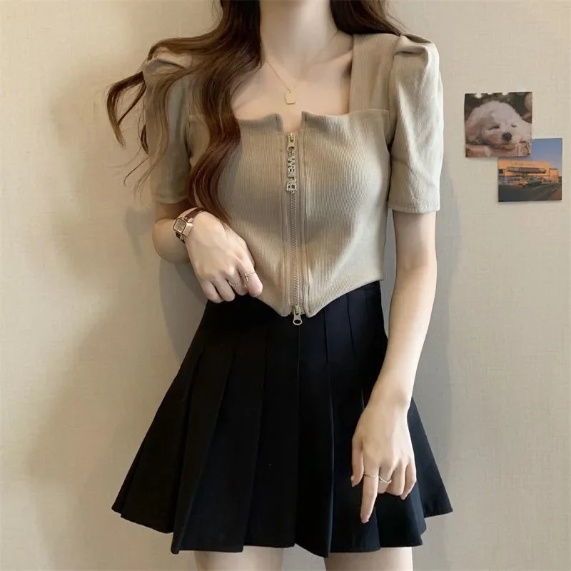 Большие размеры нишевый дизайн чувственные футболки с квадратным воротником и