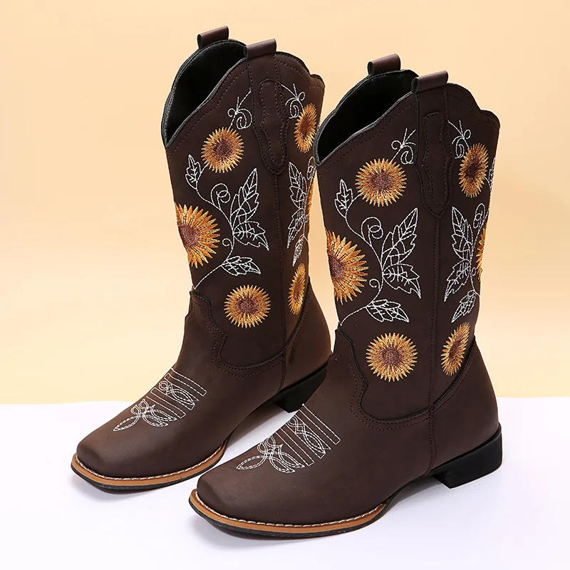 

Long boots thick soled women's boots 2022 new winter women's shoes square head flower embroidery fashion medium boots shoes high