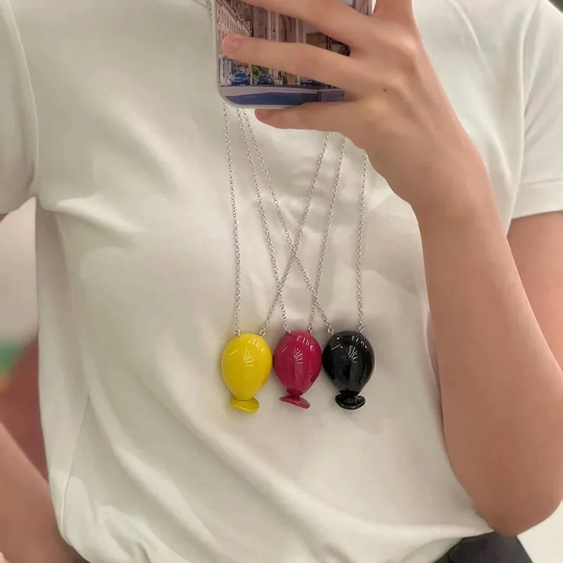 

2022 Winter Hot New Balloon Necklace Women's Long Chain Sweater Chain