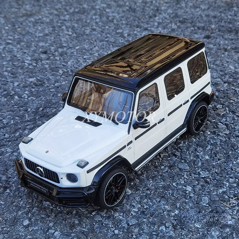 

Модель автомобиля GT Spirit 1/18 для Benz G63 2021 из смолы, литая под давлением, белая черная крыша, подарки, игрушки, искусственные украшения