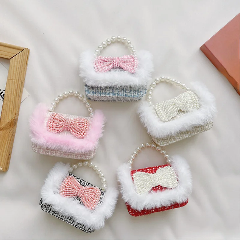 

2023 Autumn Winter Girls Princess Crossbody Bag Cute Kids Fur Tote Hand Bags Child Baby Coin Pouch Party Clutch Purse