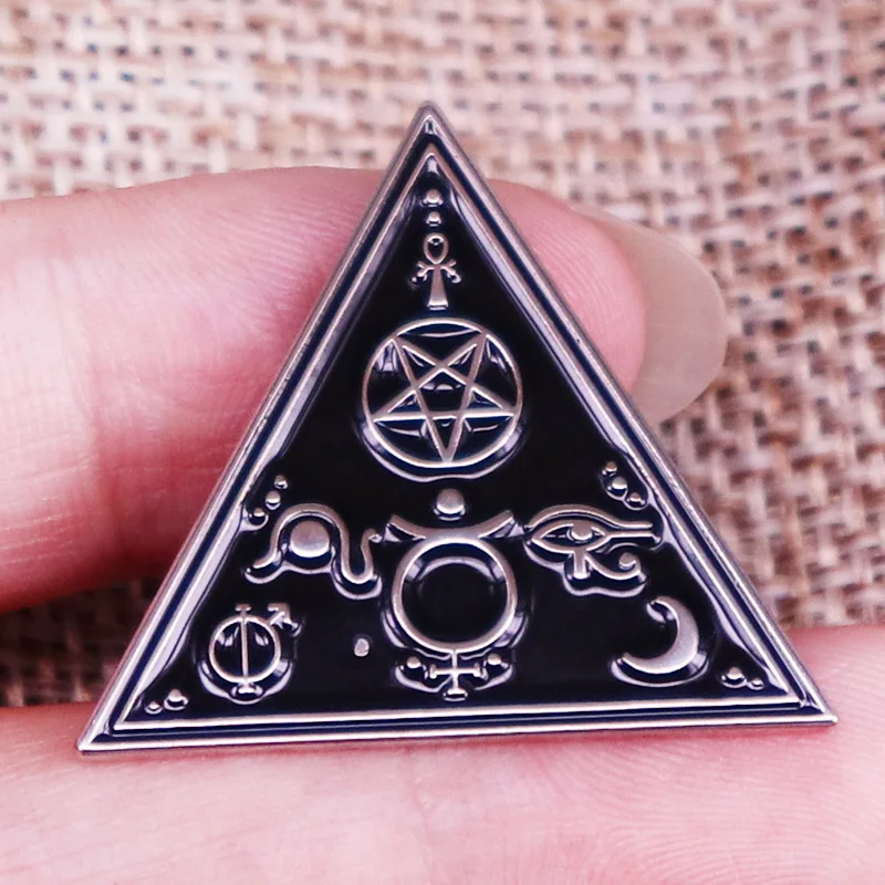 

XM-funny Egyptian rune brooch pin badge backpack lapel pin accessory gift