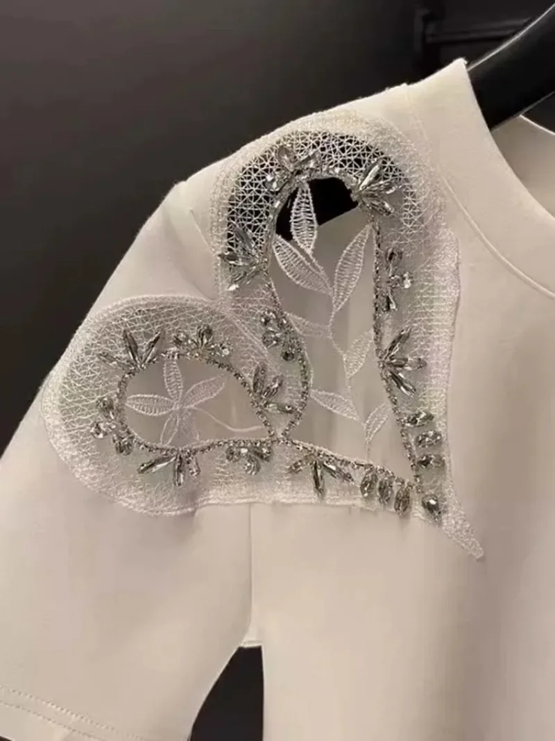 Heart Hollow Ropa Mujer Diamonds Женская одежда Необычная плиссированная Топы с круглым