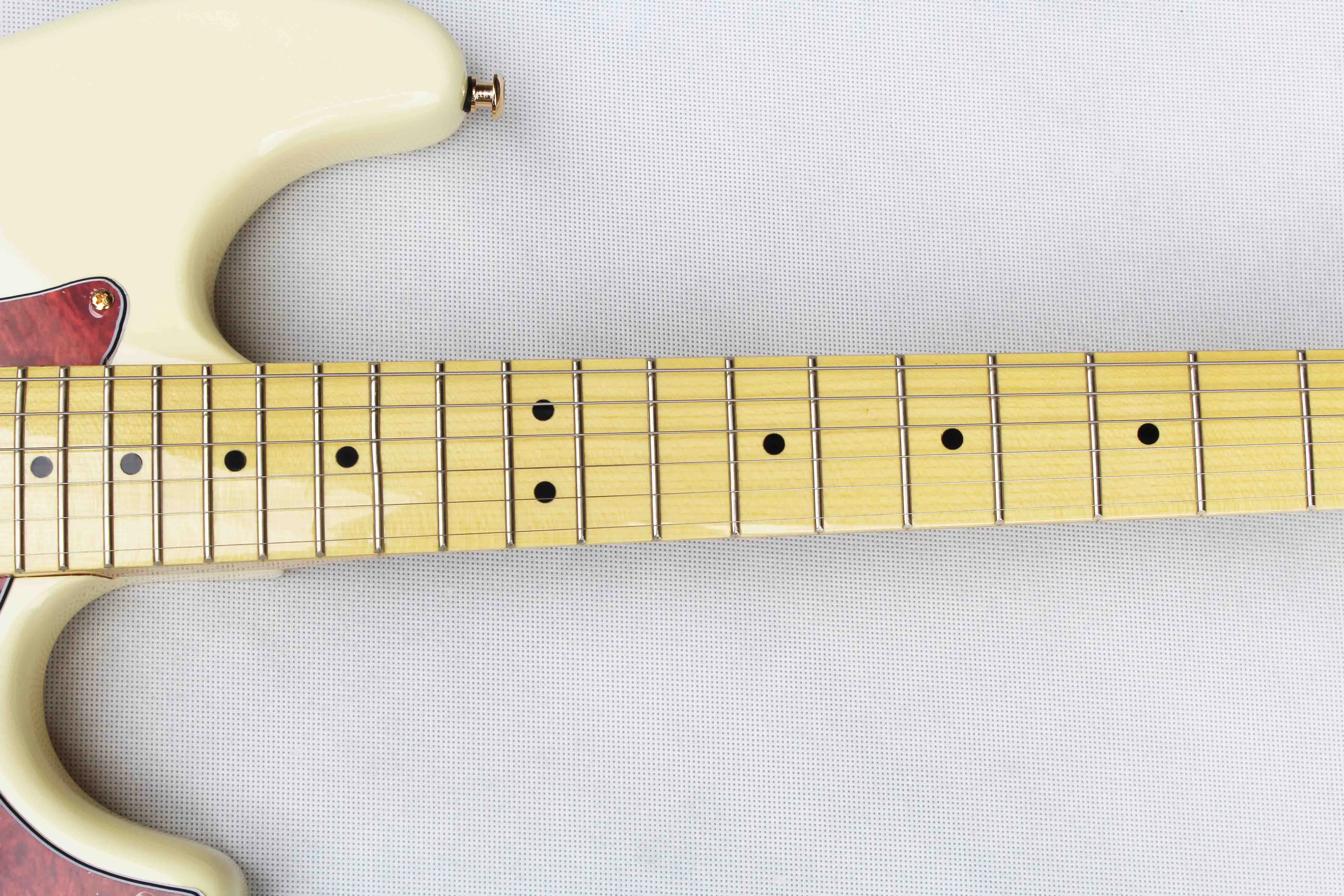 Высококачественная электрогитара в наличии быстрая доставка - купить по