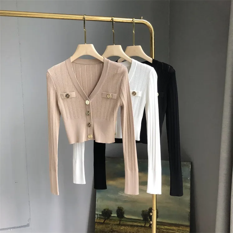 

Женский трикотажный кардиган с V-образным вырезом, с металлической пряжкой