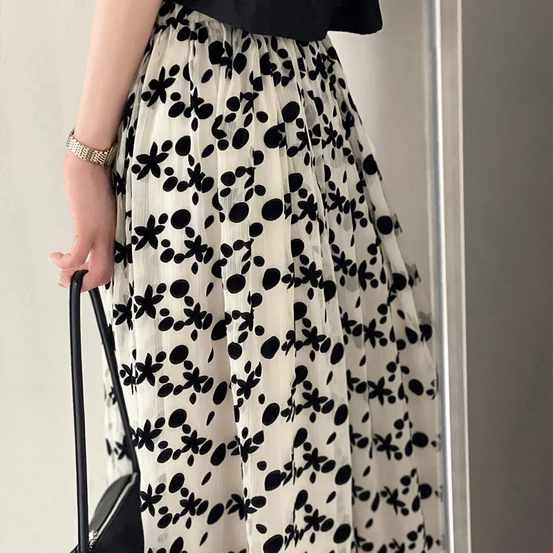 

2022 Summer Women's Skirt Midi High Waist Elastic Korean Fashion Chic and Elegant Black White Flocking Female Clothing 9578