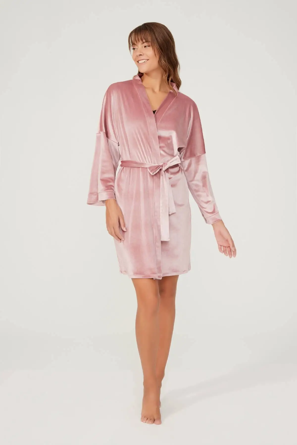 

Dressing Gown Powder Velvet Woman Fashion Robe Robe Sexy Peignoir Kimono Bride Sleepwear Night Gown