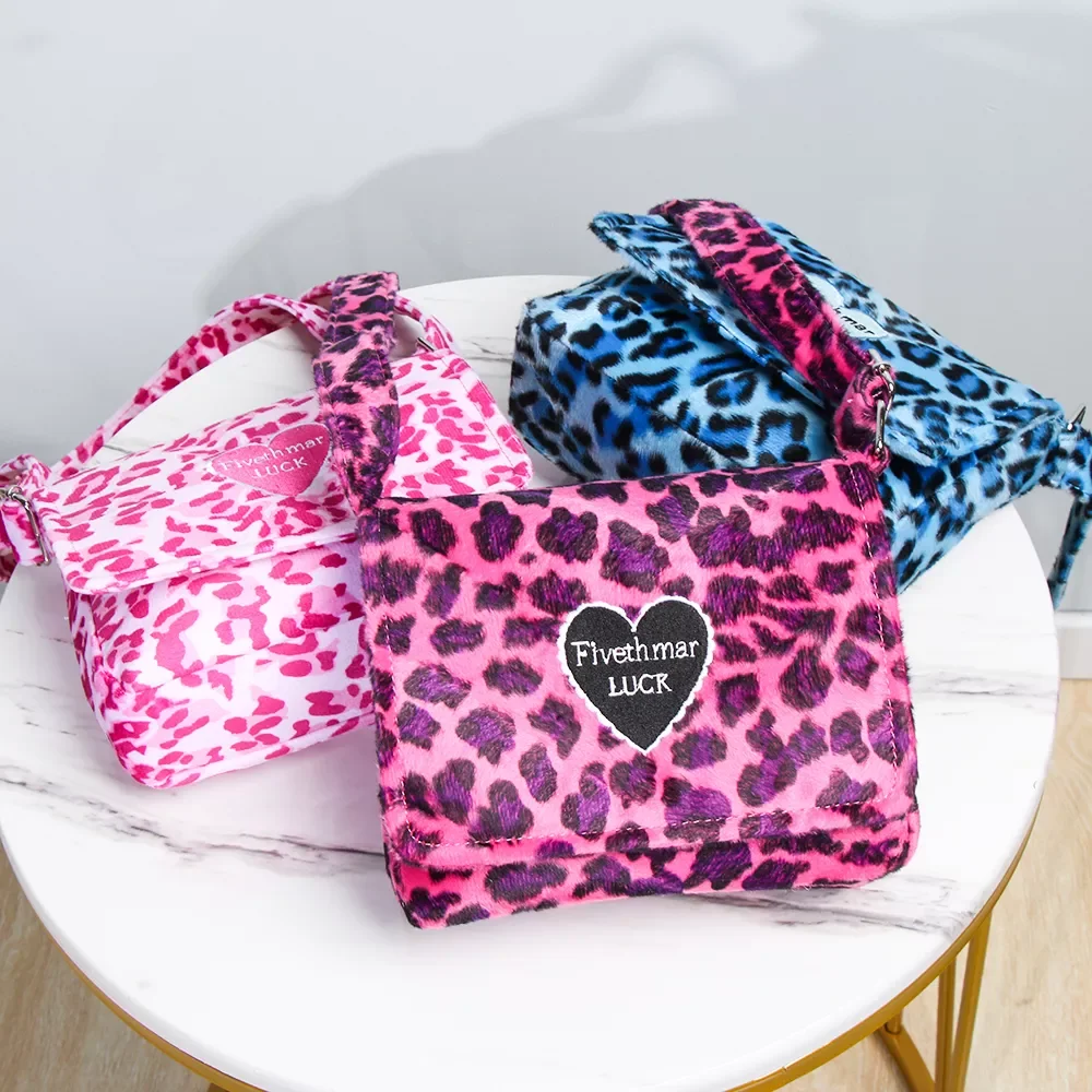 

Women Totes Bags Fluffy Love Heart Pattern Plush Soft Underarm Shoulder Bag Casual Soft Crossbody Bags Clutch Handbag