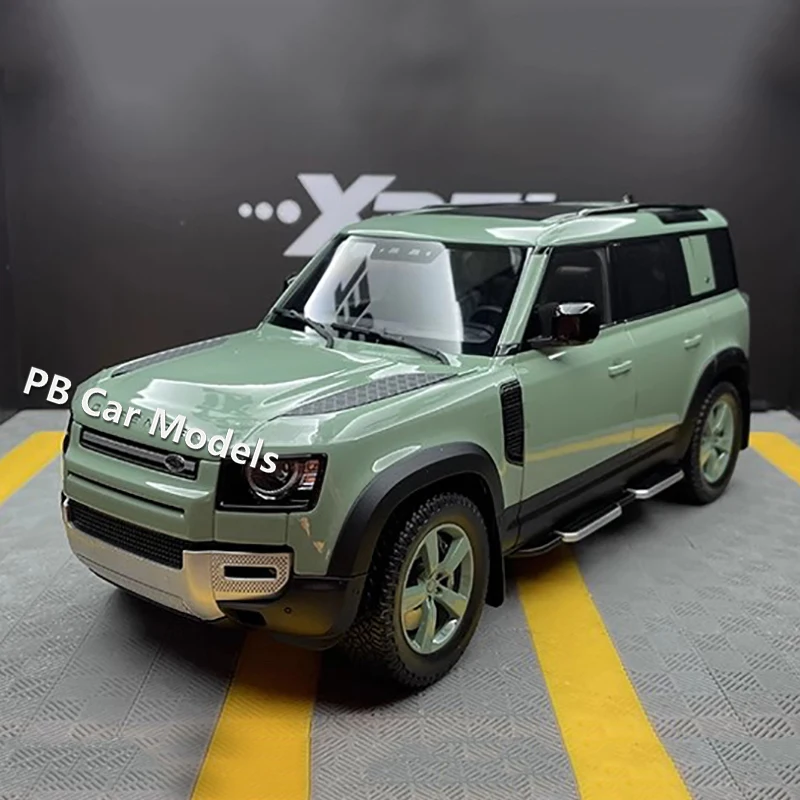 Почти настоящая модель автомобиля Defender 90 110 2023 110th Anniversary Edition 1:18