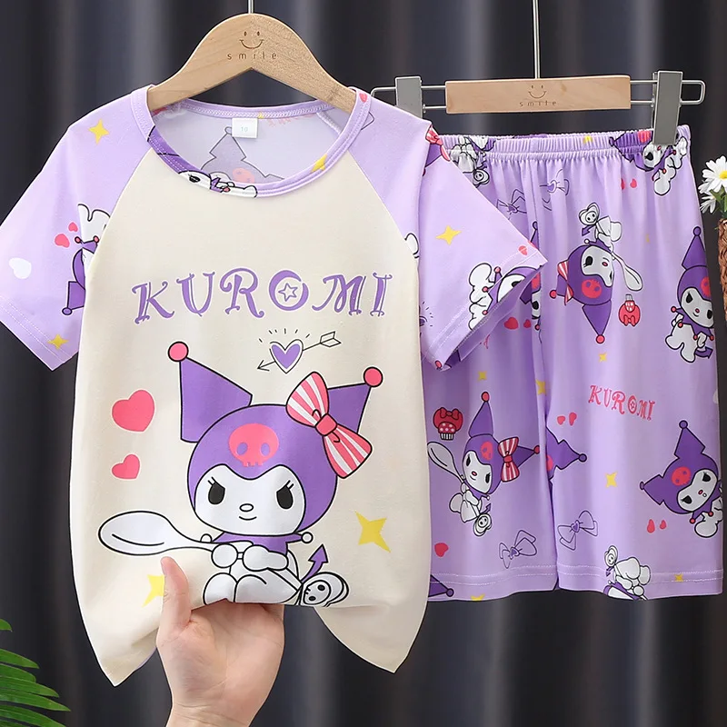 

Kawaii Sanrios аниме серия Kuromi Корица Молоко шелк Печатный Пижамный костюм летняя Милая домашняя одежда для детей среднего и старшего возраста