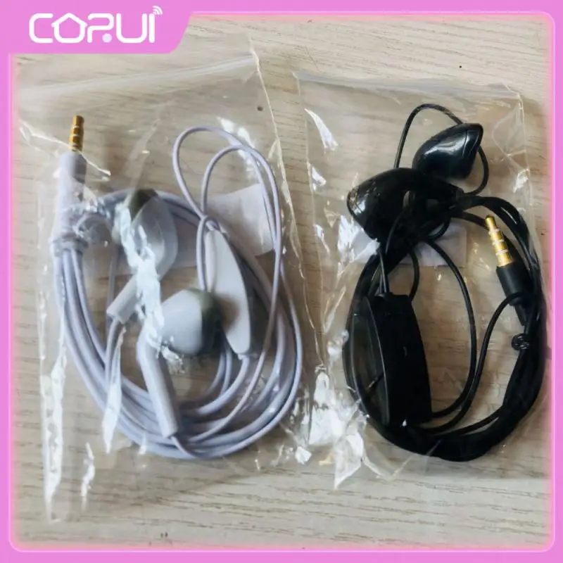 

Portable Earphone Wire-controlled Smartphone Headset Wired Earbud In-ear Type Suitable For Huawei With Microphone