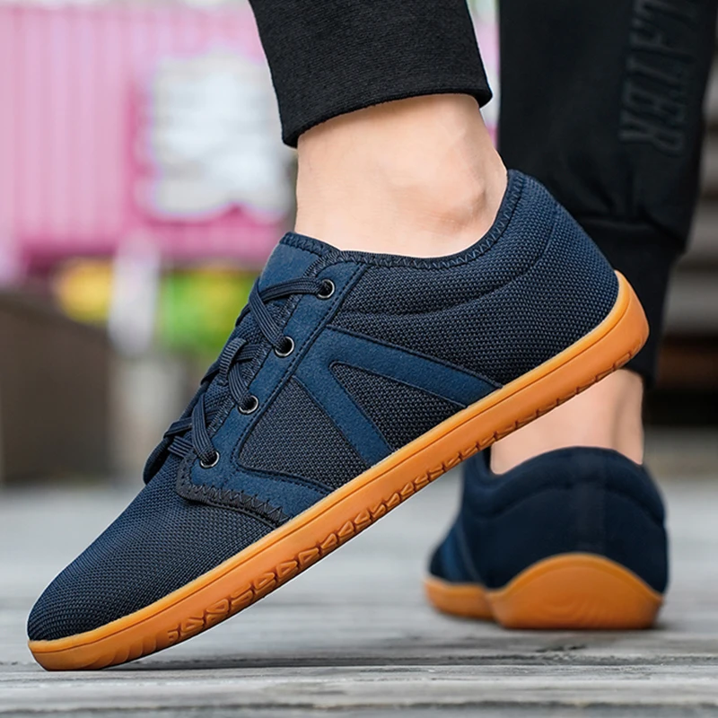 Кроссовки мужские/женские на шнуровке Вулканизированная подошва удобные